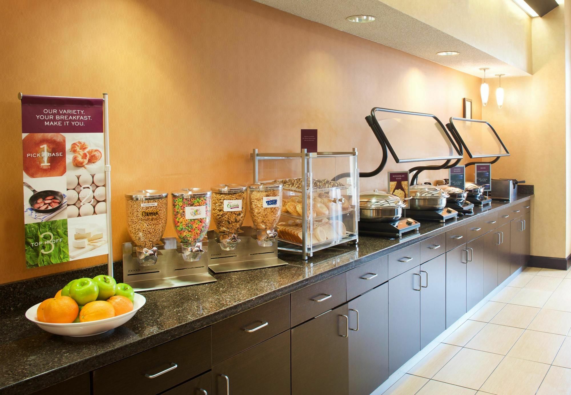 By Marriott Butler Boulevard Hotel 3*