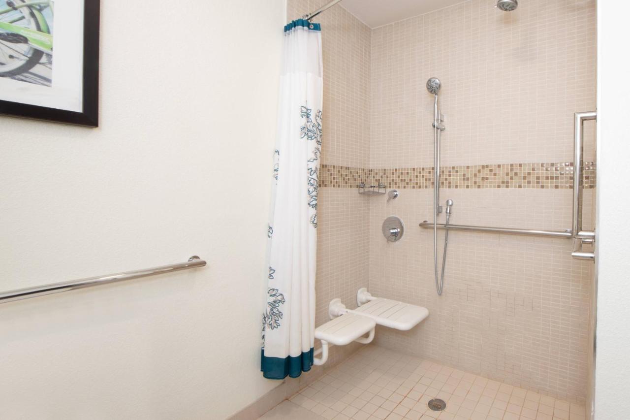 Hotel By Marriott Butler Boulevard Jacksonville