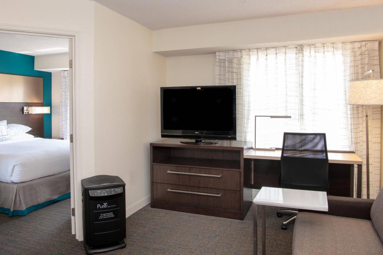 By Marriott Butler Boulevard Hotel Jacksonville
